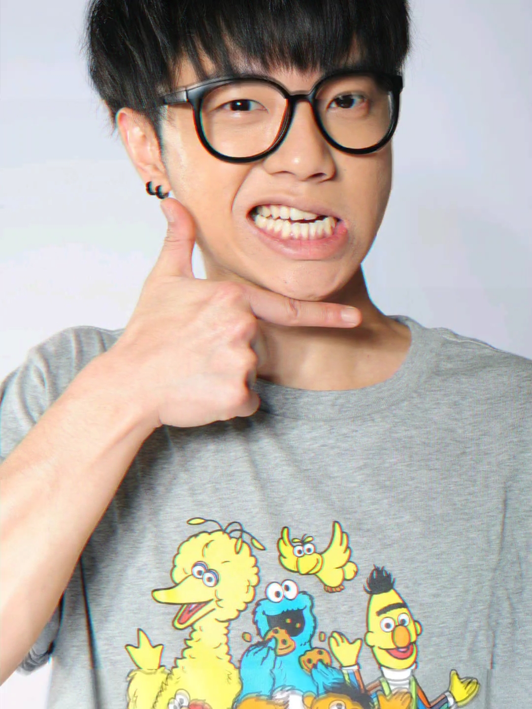 华晨宇#华晨宇帅气又有才华,是年轻人学习的榜样!