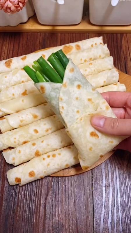 小单饼这样做,卷肉卷菜都好吃,快试试吧!