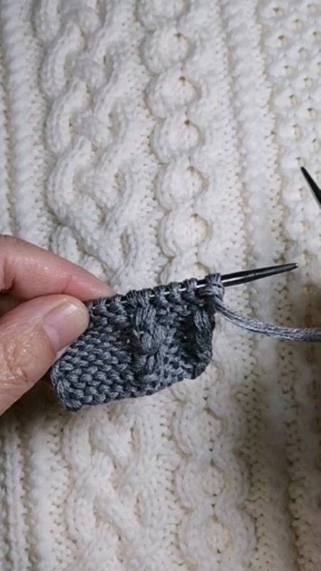 毛衣三针鱼骨针的织法图片