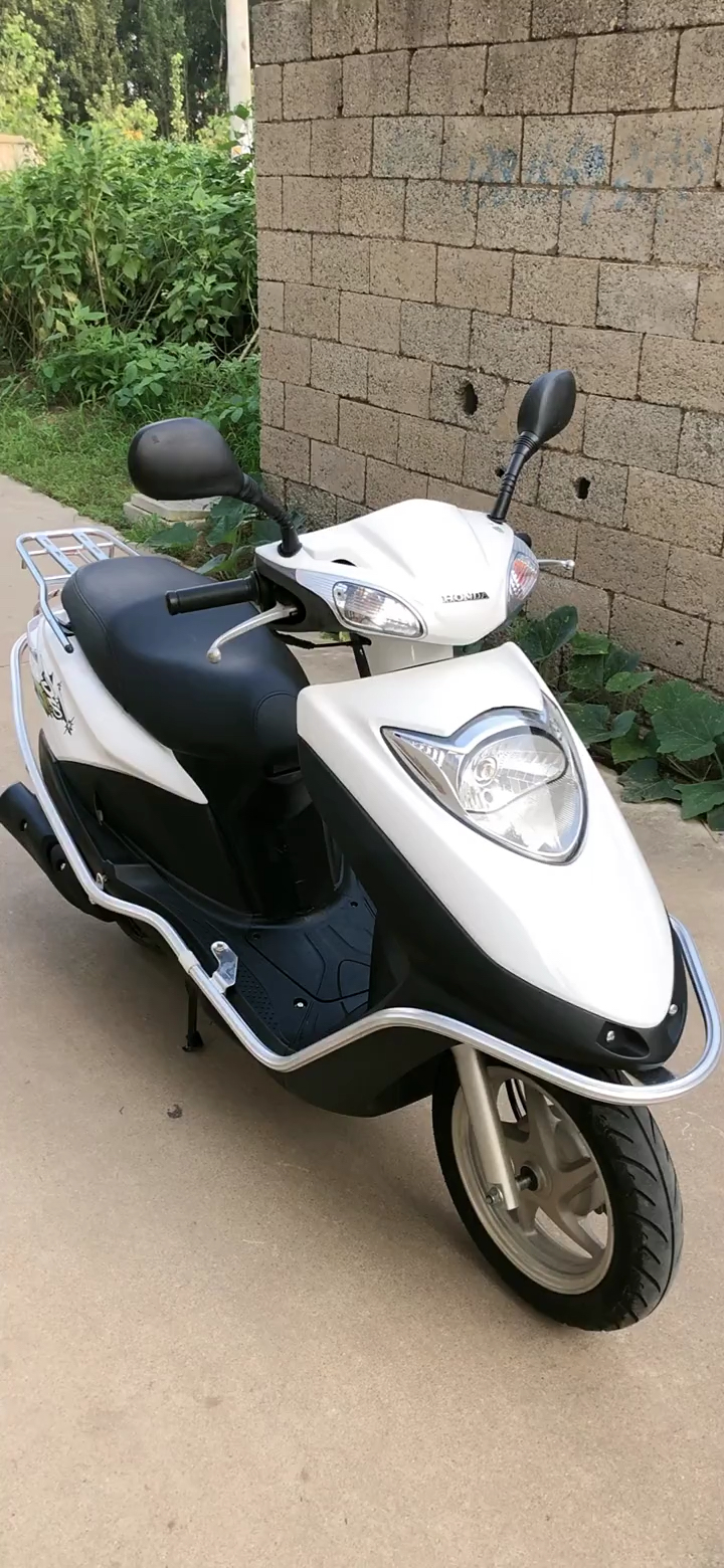 本田迪奥125!喜欢机车的朋友们关注一下!-度小视