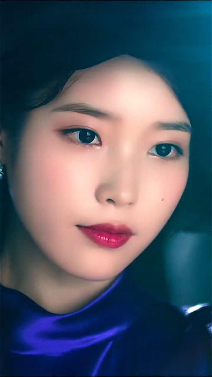 iu李知恩全能艺人满月不止衣服多连鞋子和戒指也都是从不重样的