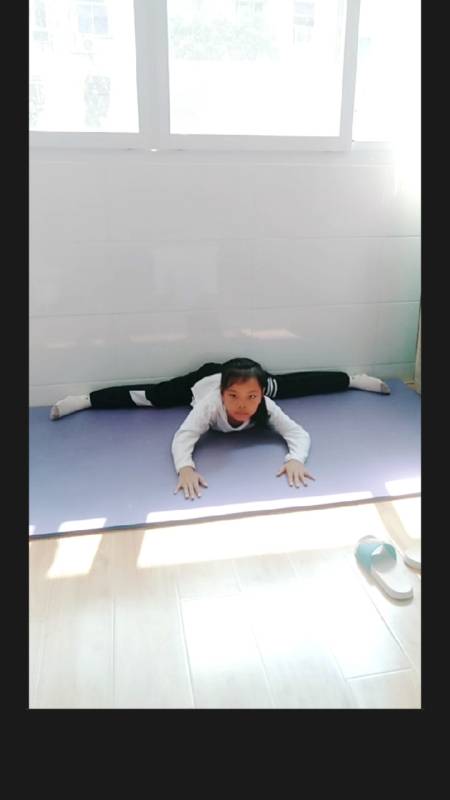 扫码下载全民小视频 有趣有收获