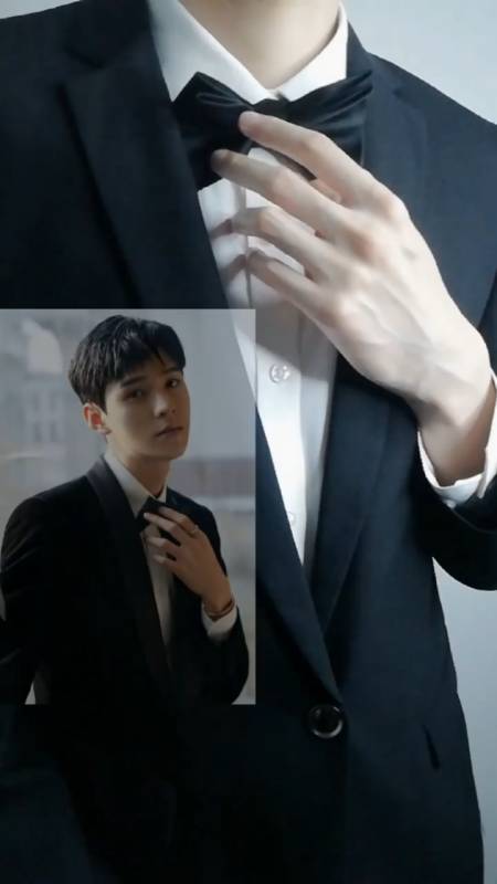 有人说我的手特别像俊俊子的手,那我就来模仿一下,你们觉的我模仿的像