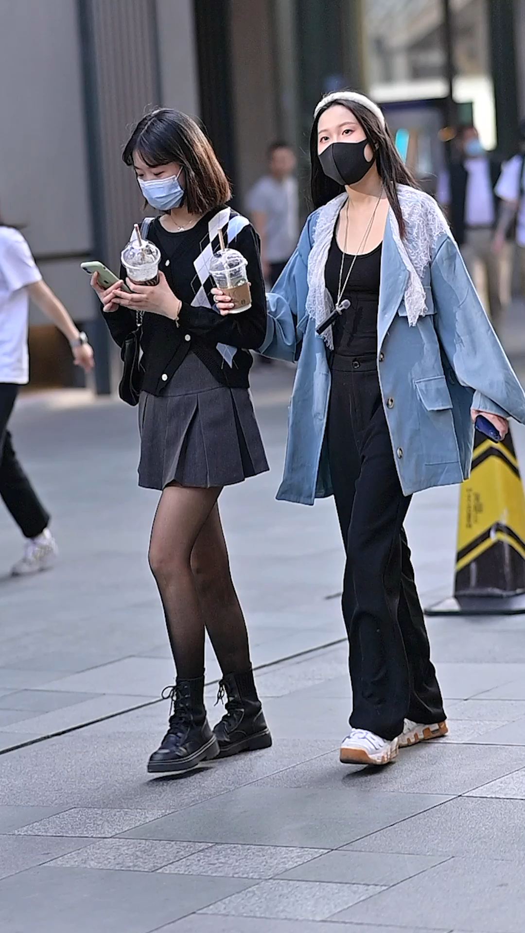 成都街头走一走时尚潮人到处有