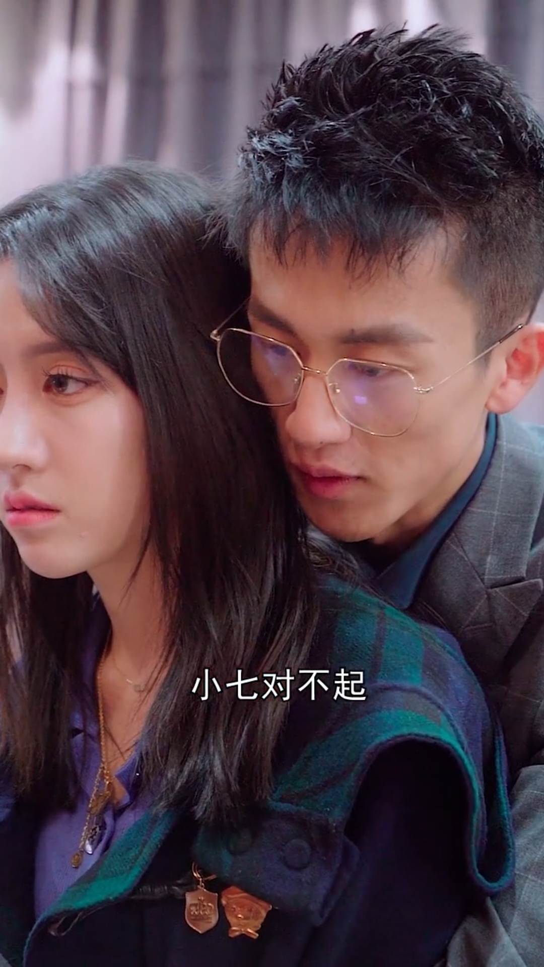 机械仿生人"顾城"vs霸道总裁顾城,你更喜欢哪一个?四