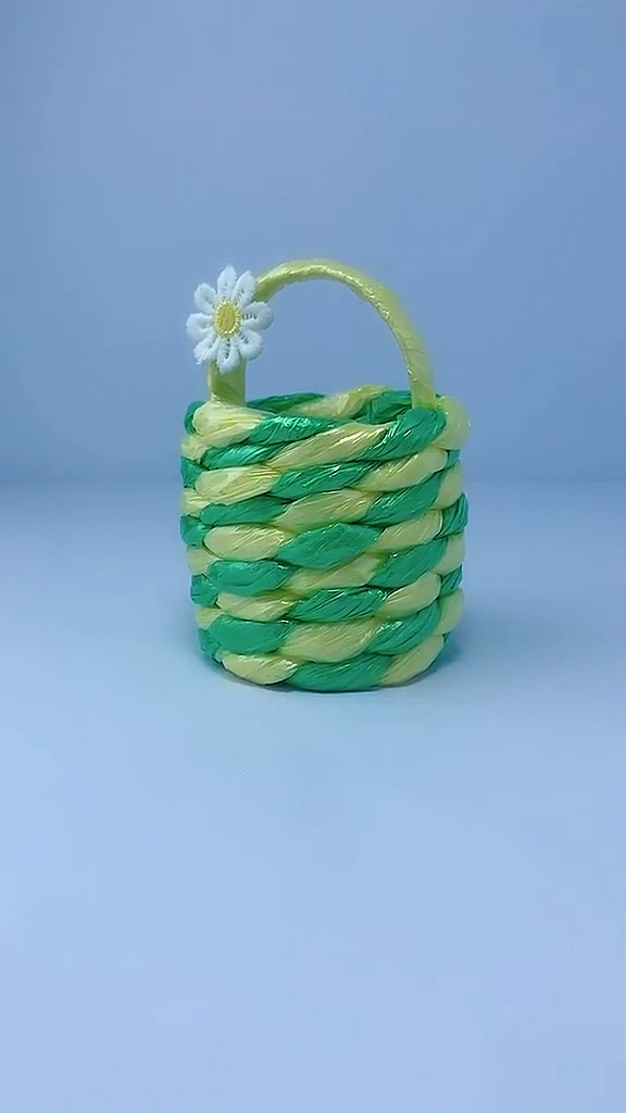 手工制作#塑料瓶秒变升级版小花篮
