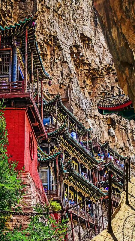 心中有曲自然嗨#中国三大悬空寺之一,隐藏苍岩山1400多年,是苍岩 