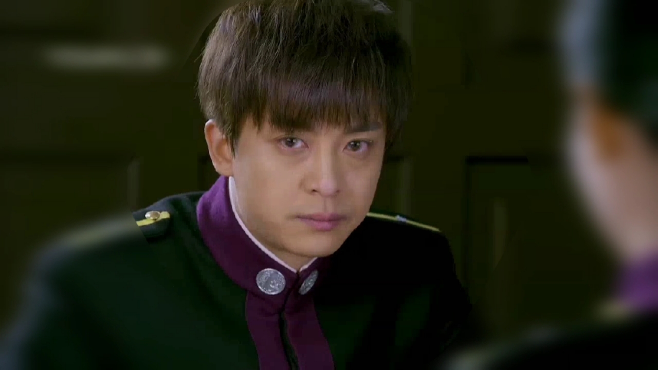 #尖峰之烈焰青春的片段中,顾星问唐不语是不是对她有误会.