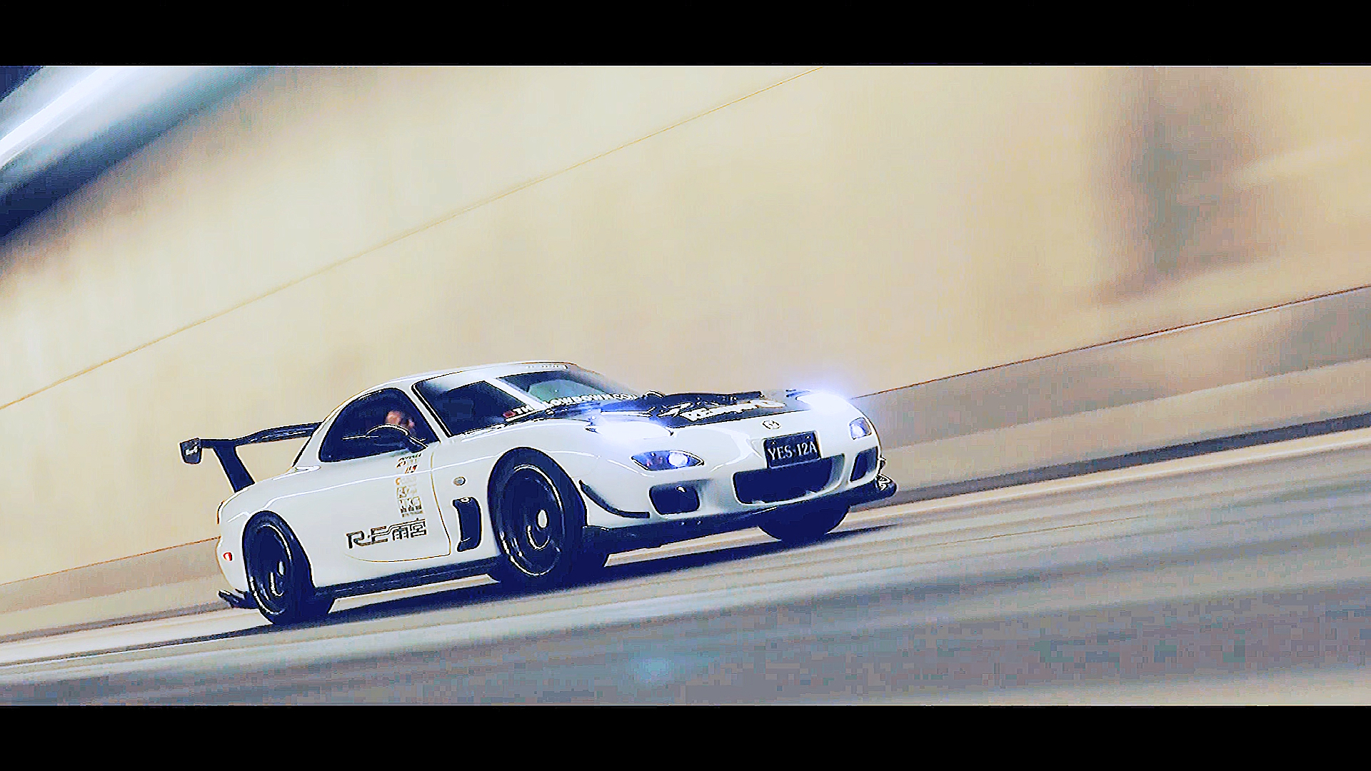 跑車近在眼前#頭文字d不止有豐田ae86,還有馬自達轉子引擎rx7.