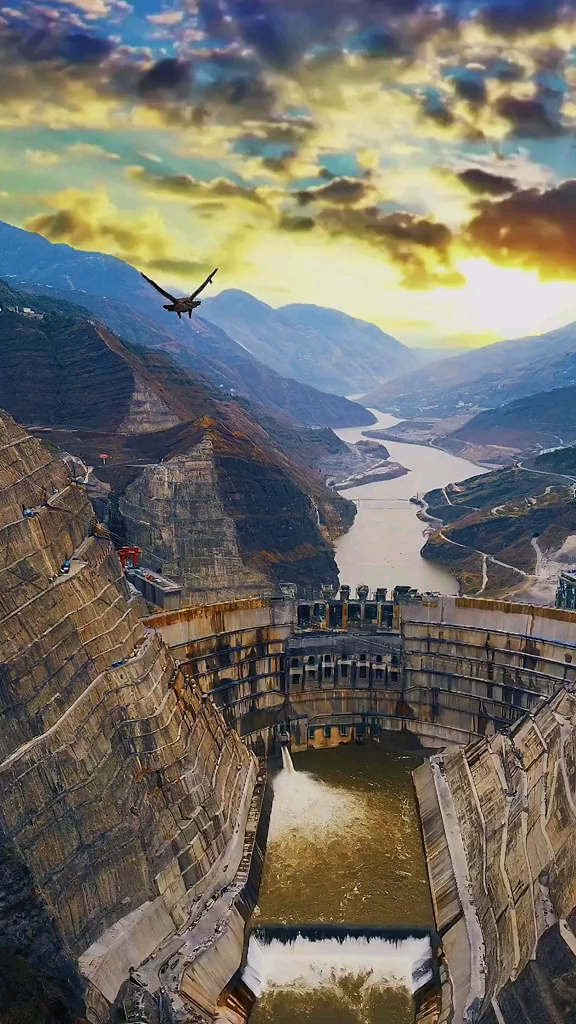 大国工程,白鹤滩水电站,几万工人建设十年的杰作