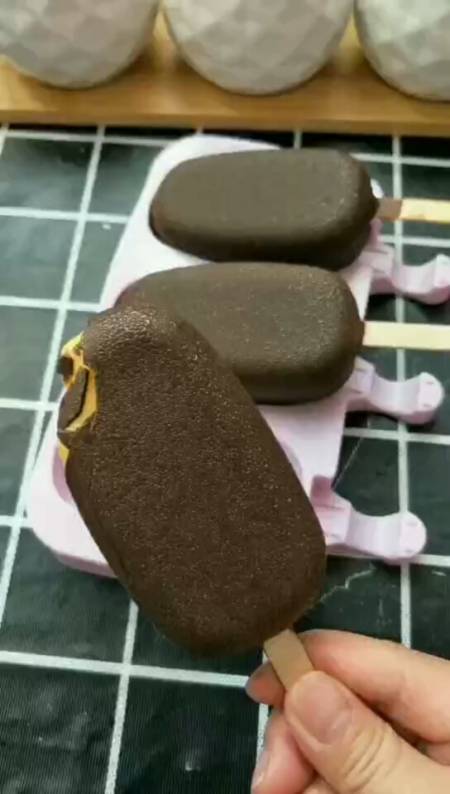 美食#脆皮雪糕-度小视