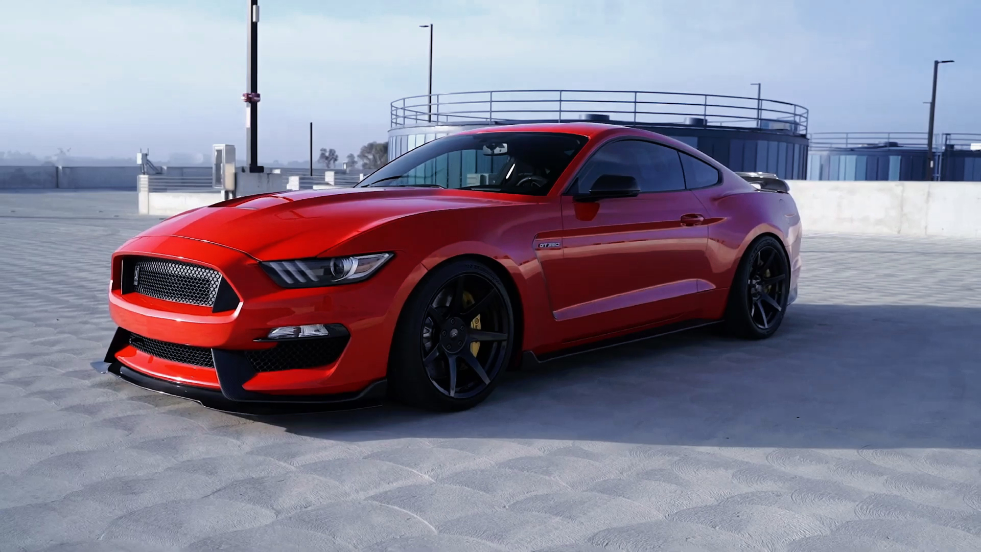 福特野马#红色gt350,太帅了