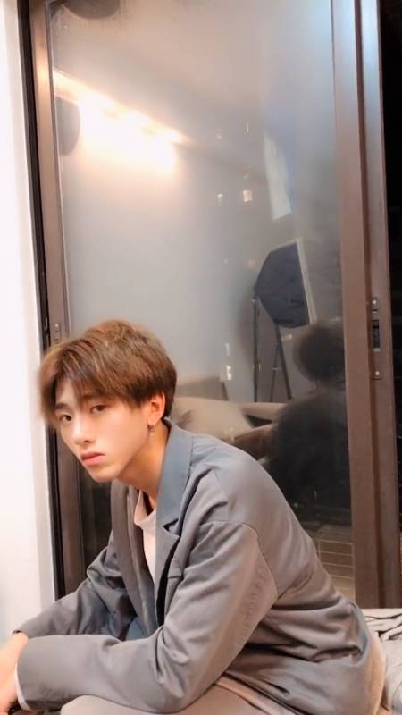 2021-02-0323_笑哥走丢了2076粉丝  关注118岁的母亲!