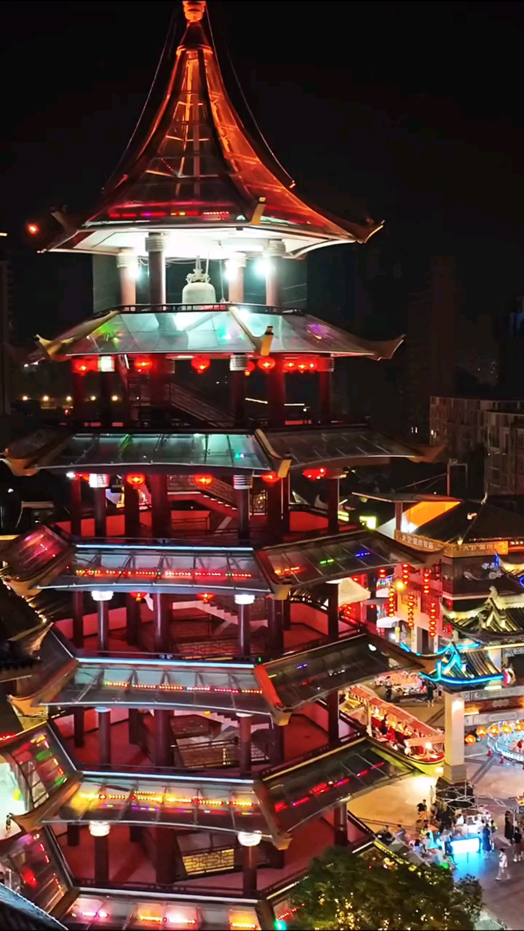 南宁:东方之梦商业广场,满城灯火辉煌,不夜城.-度小视