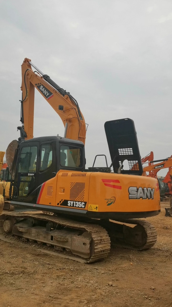 二手挖掘机个人#三一135二手挖掘机拍摄现场