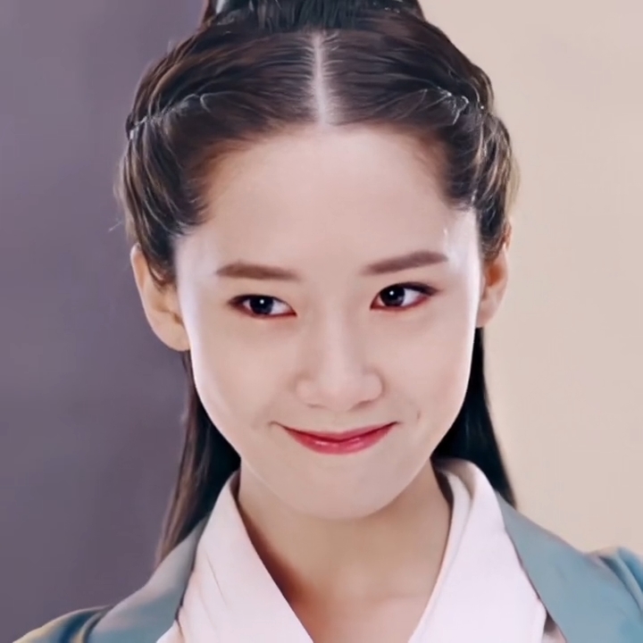 林允儿#夏侯轻衣和500万只能要一个,你会选哪个