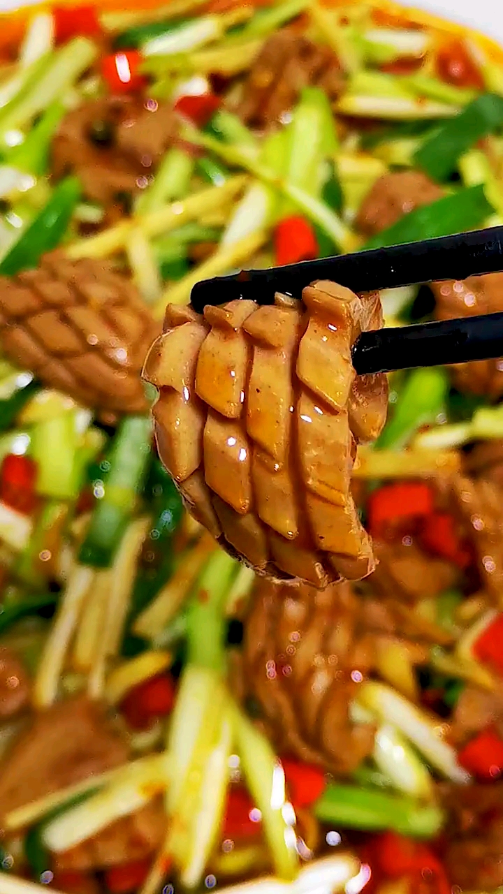 为什么很多人炒的火爆腰花不是老了就是味道不好这道江湖做法的火爆