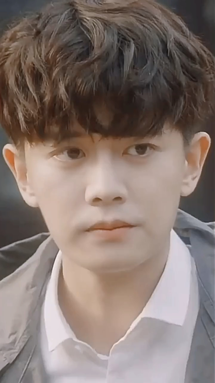 万万没想到这一世的周生辰竟然是呆萌呆萌的一生一世周生如故任嘉伦