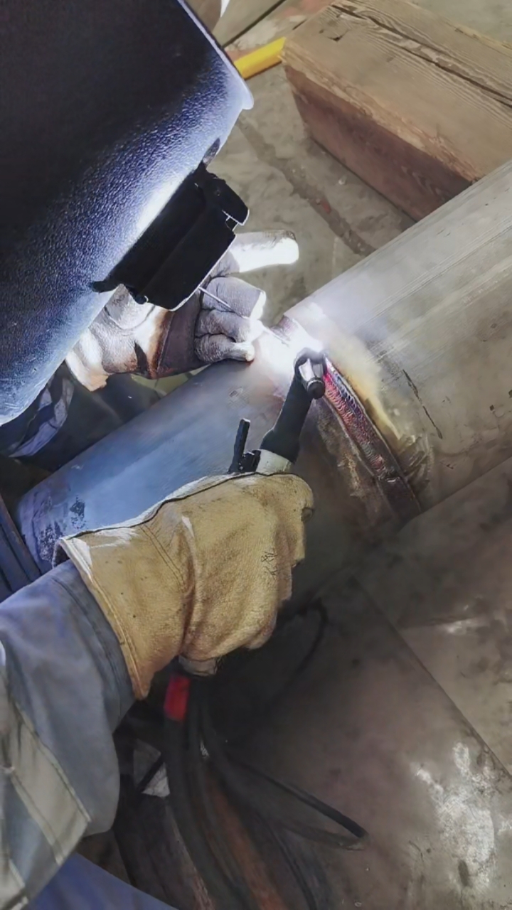 全民最牛手艺人不锈钢管道氩弧焊接高手