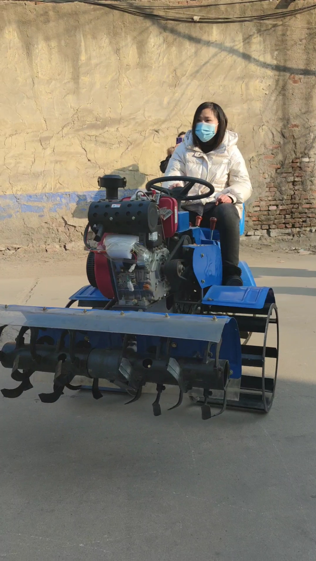 拖拉机#四轮驱动,乘坐式水旱两用打田机