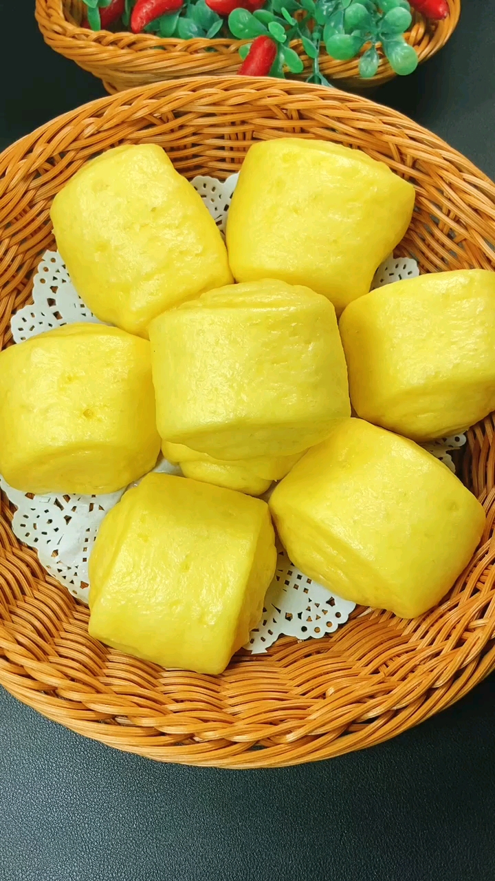 比面包好吃的玉米面刀切馒头!