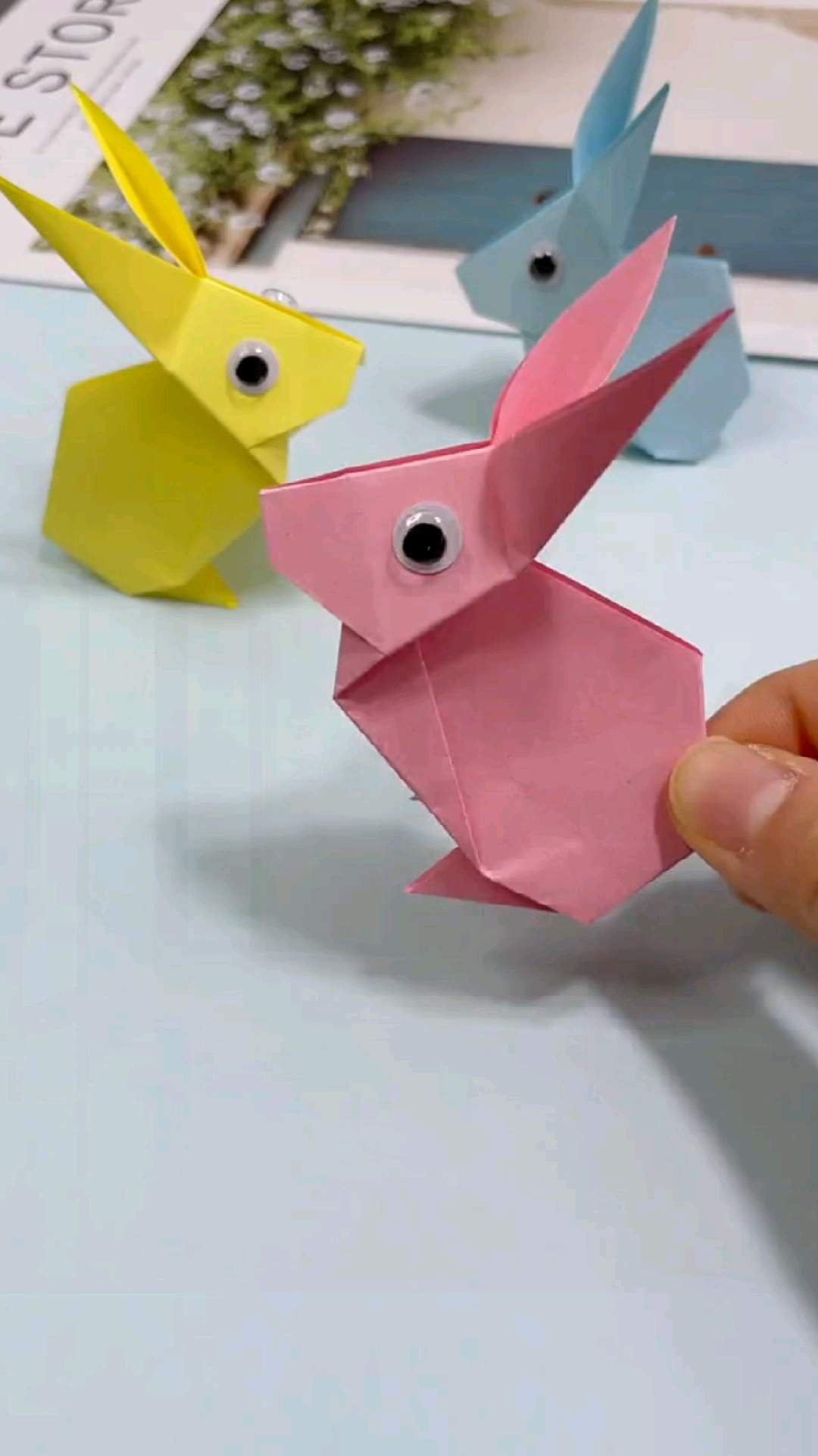 手工制作一张正方形纸就能折的小兔子好可爱呀快试试吧