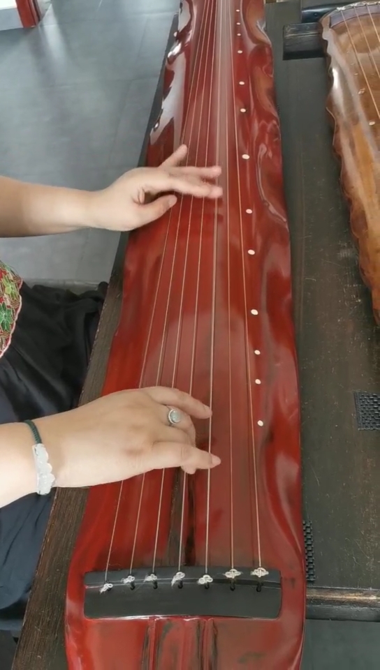 古琴#古琴佛曲移植清心音,妙莲古琴坊弹奏!