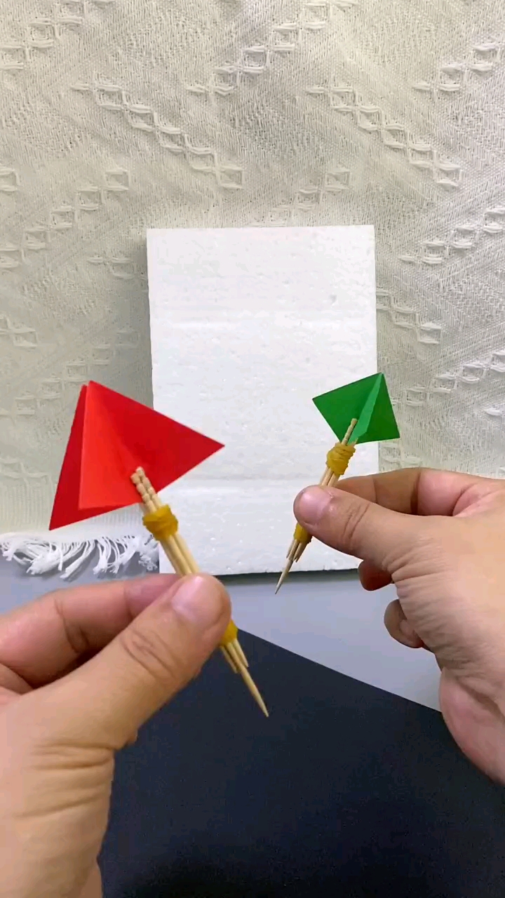 手工制作#用家里的牙签,和孩子一起做一个飞镖吧