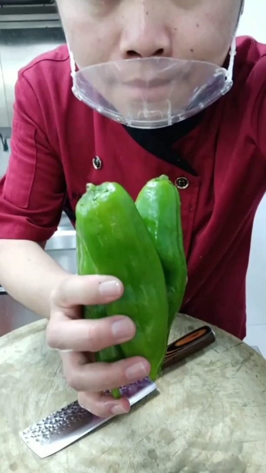终于知道青椒的菱形切法太太方便了