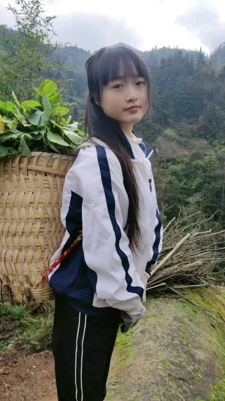 就问你一句话,你会喜欢一个农村姑娘-全民小视频