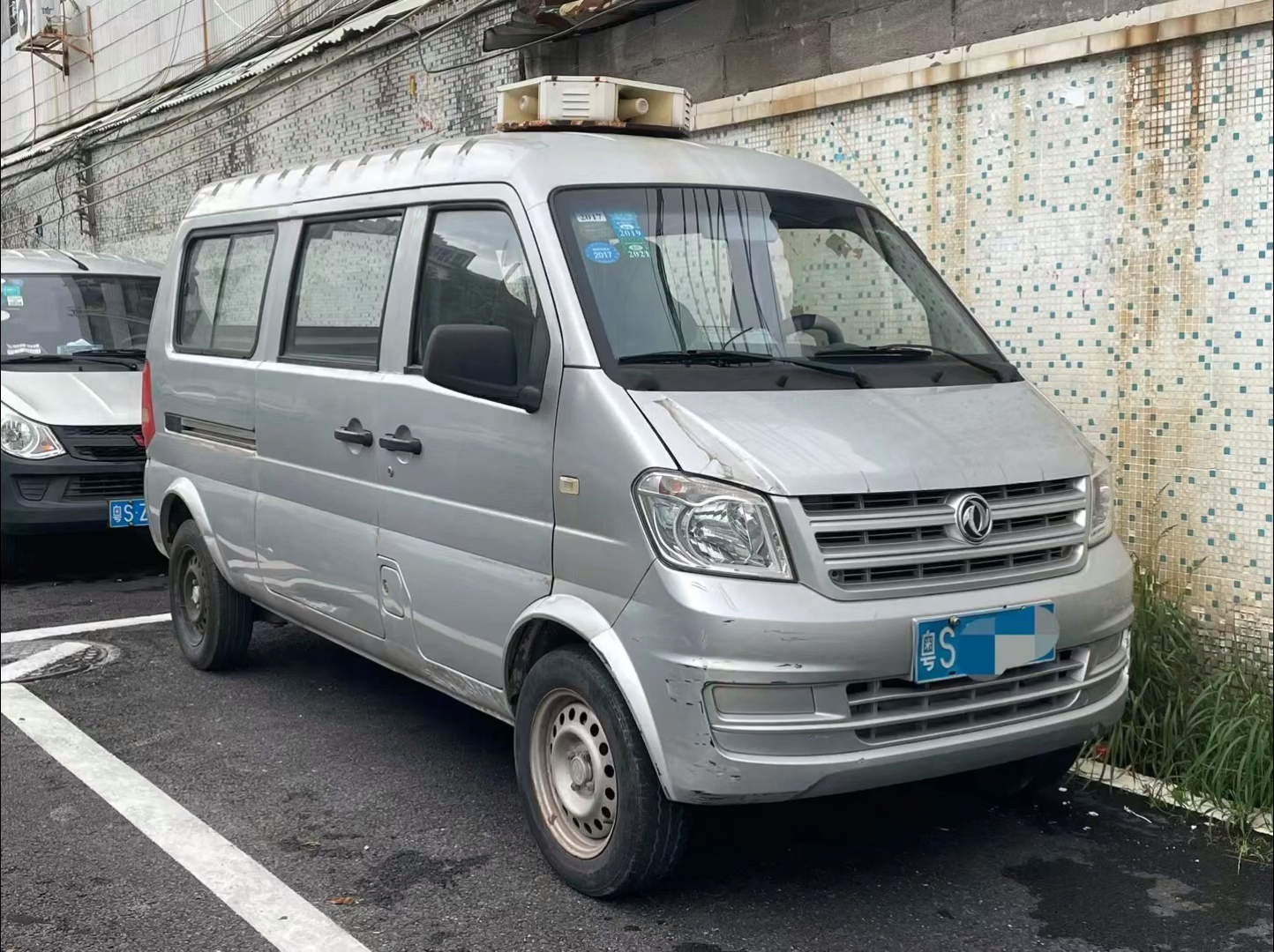 东风小康k07s2015年12月上牌一手车费用齐全1.38