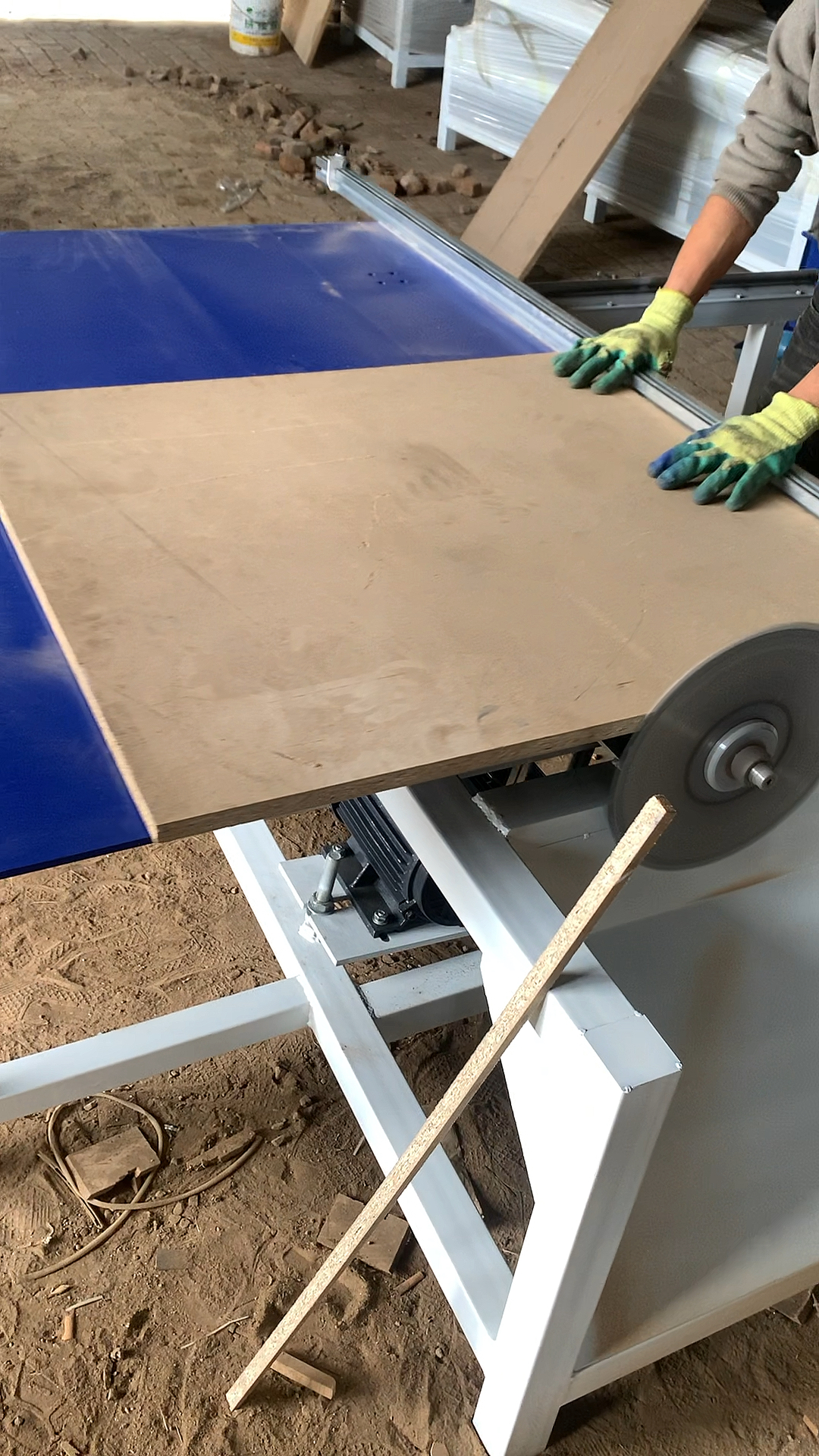 木工机械设备#木工推台锯截料锯锯出木料光滑平整光滑-度小视