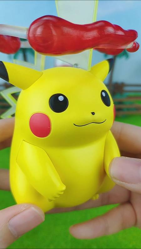 超级巨大化皮卡丘回到了动画初期的圆润体型,这才是我童年的皮卡丘