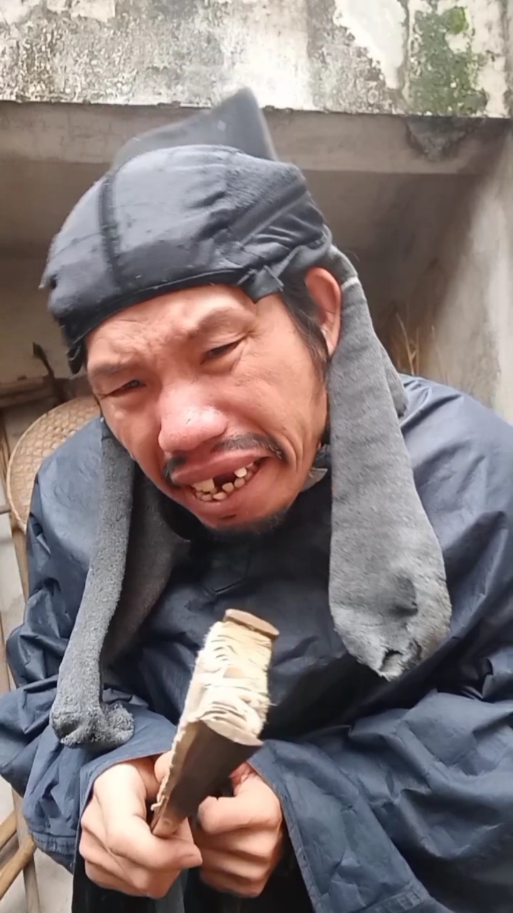 《刘三姐》之:这下真把陶秀才给急的,都急出屁来了