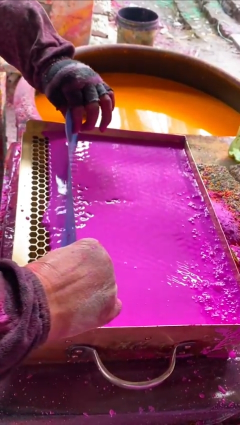 带你见识一下粉笔的制作过程