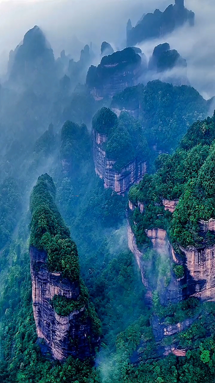 大自然鬼斧神工,造就如此神奇大山.