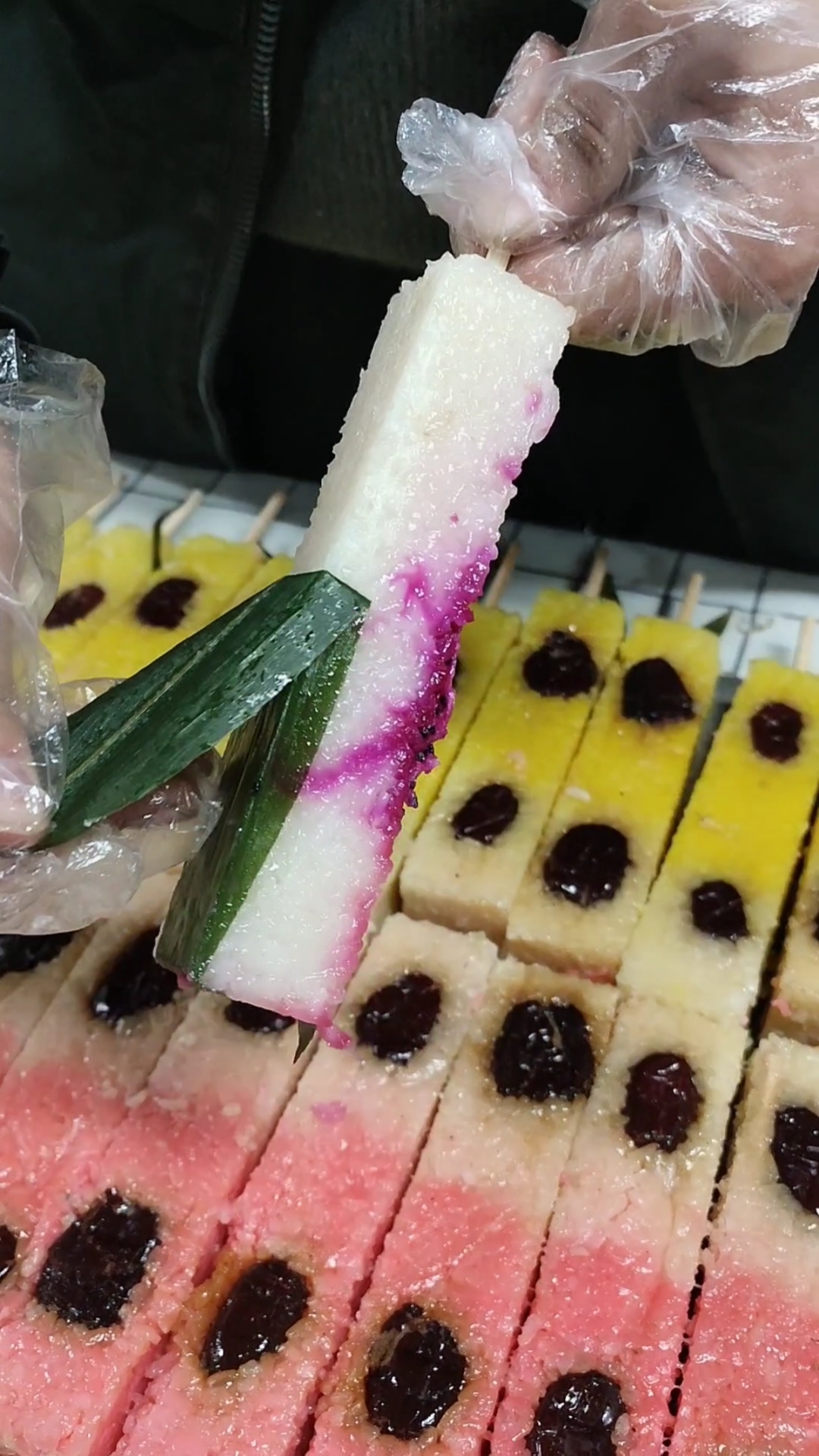 小本创业好项目#一个人一个车子摆摊做糯米糕,糯米糕软糯香甜可口