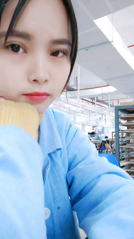 找不到女朋友也别找个渣女找个像我们这样的厂妹不化妆会赚钱兜里有十