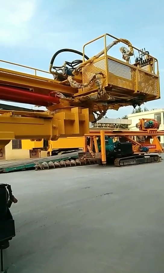 锚索钻孔机装车发货,做护坡钻机我们最专业