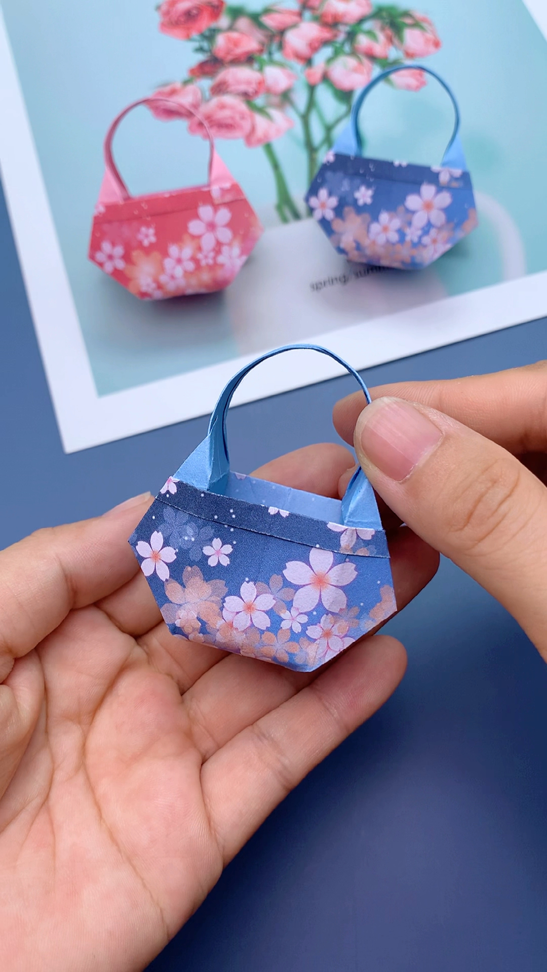 手工折纸一起来折美美的小花篮吧