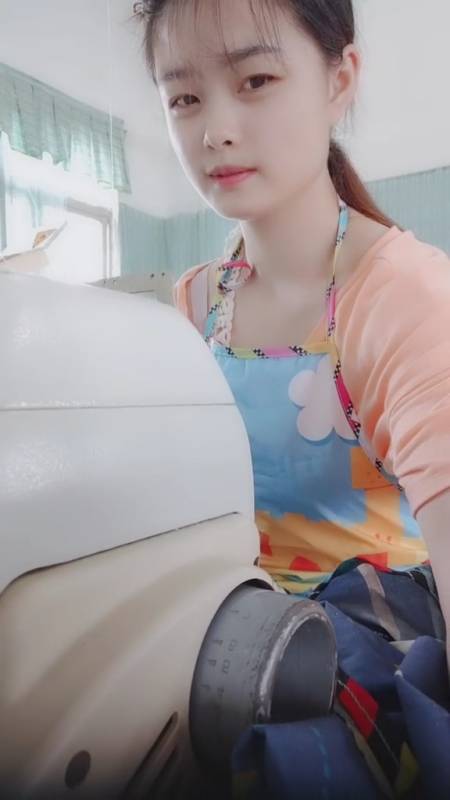 小姐姐#目前厂里有三百多个女人,总有一款适合你,总有一款你喜欢,来