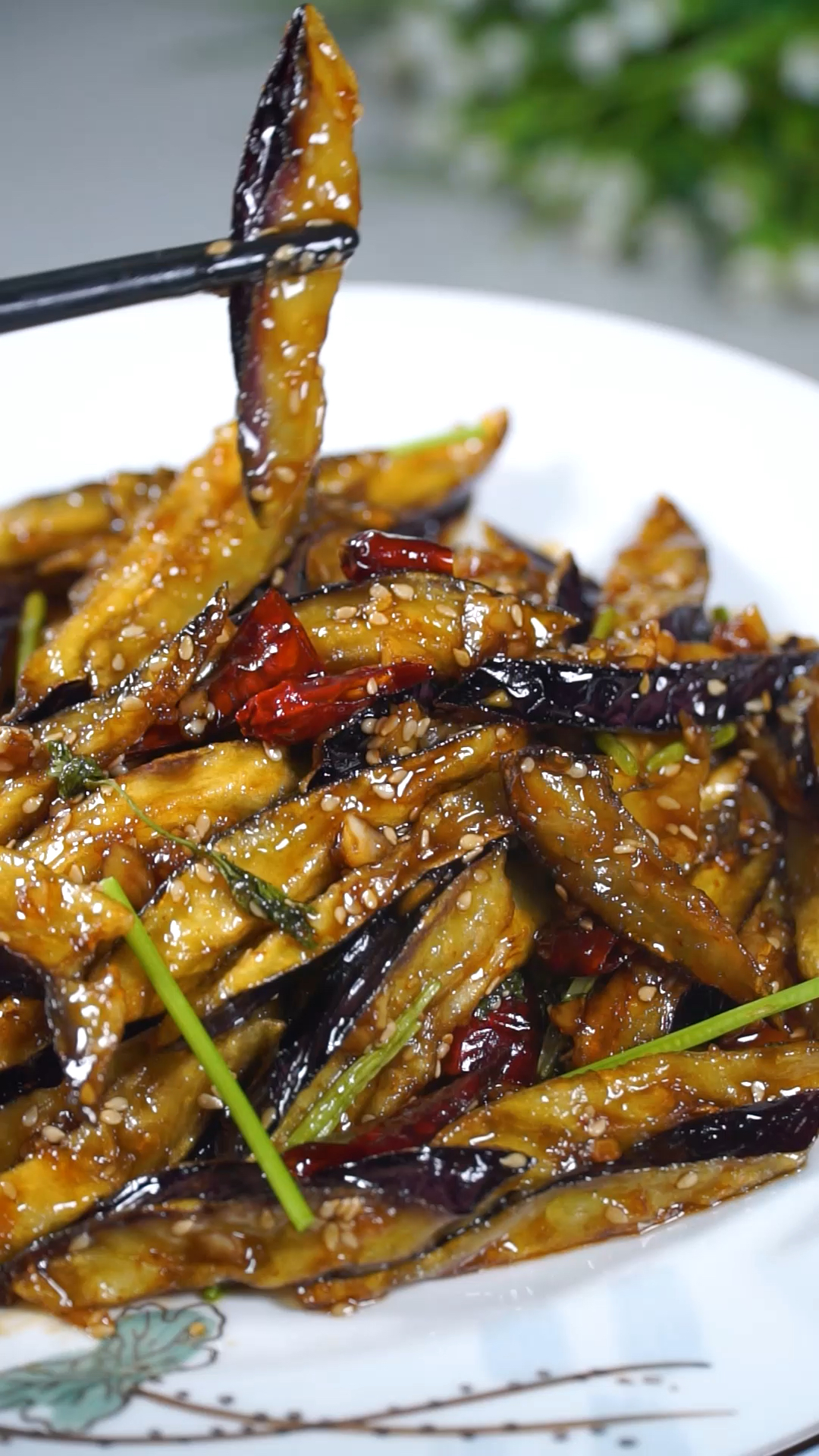 风味茄子怎么做才酥脆大厨教你关键步骤