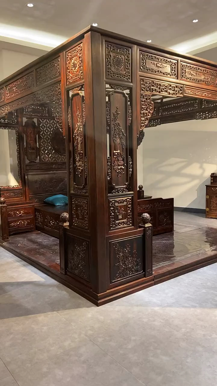 古典红木家具世界上最大的床