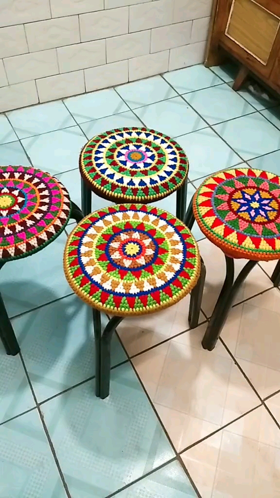 全民最牛手艺人美美哒钩针凳子套