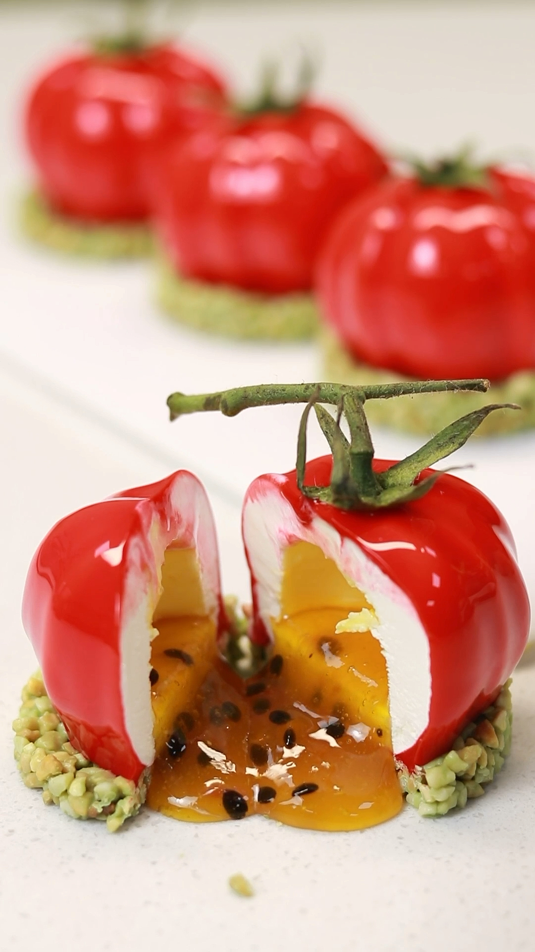 爆浆西红柿蛋糕