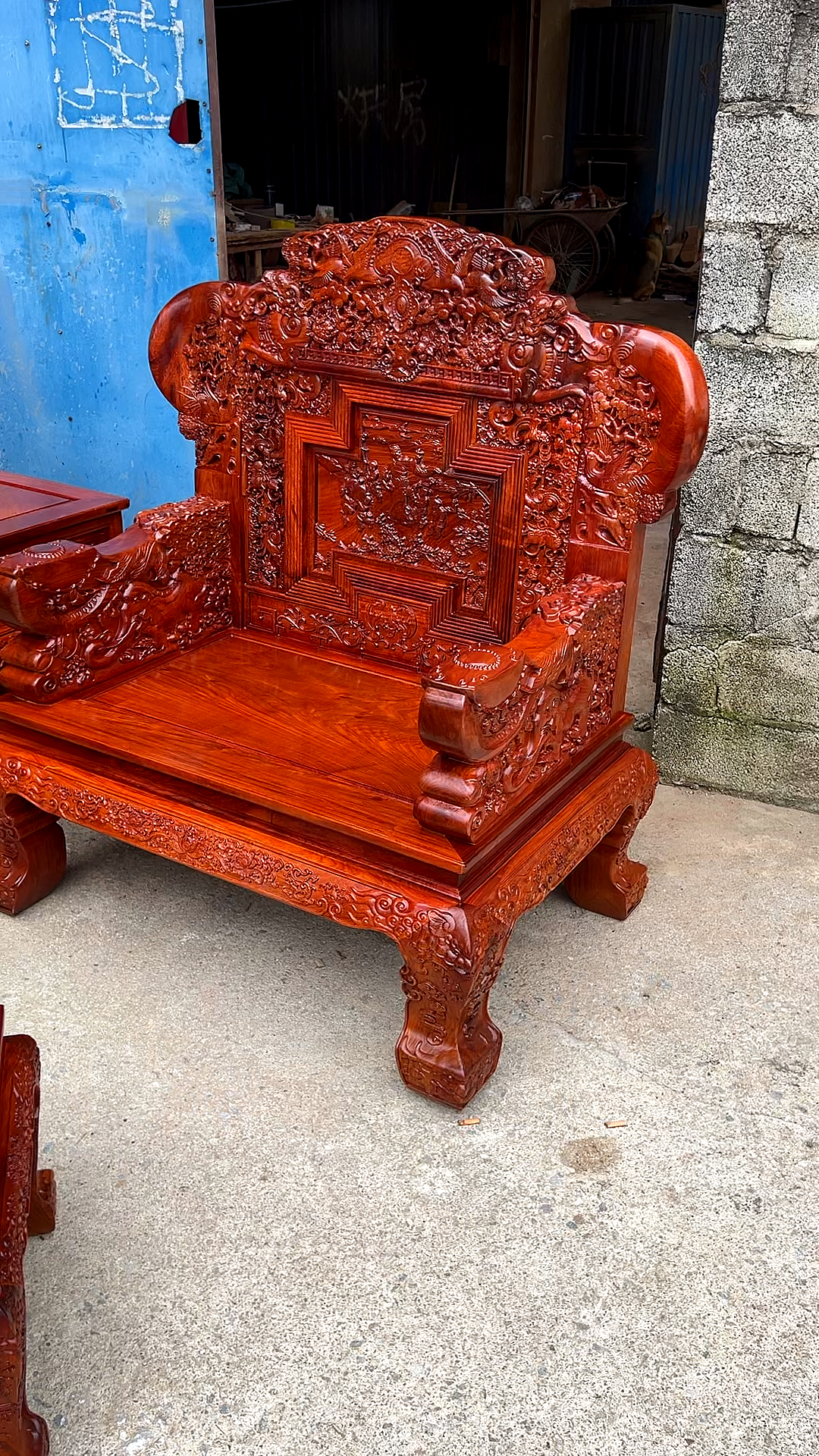 缅甸花梨全雕花独板十三件套鸳鸯戏水沙发霸气十足做工精致