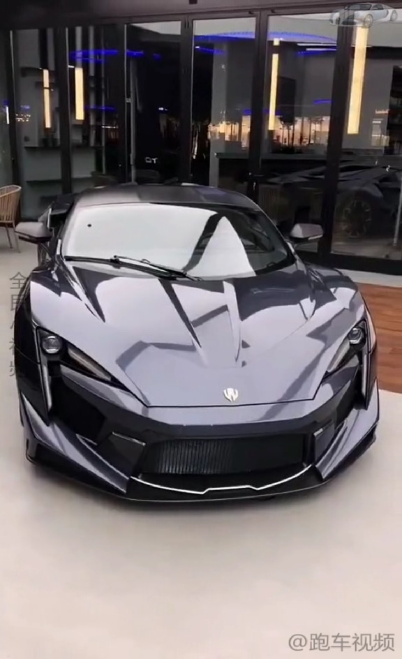 莱肯#莱肯,全球仅7台跑车视频,专业分享各类豪车跑车视频,关注我,带