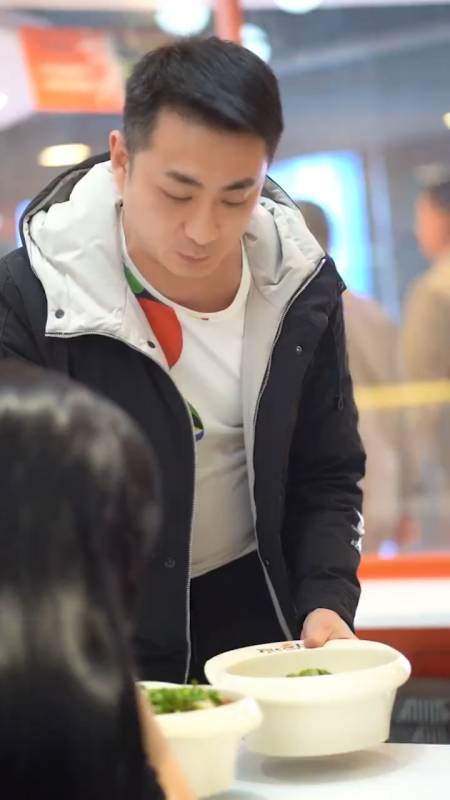 北京小伙_羽铮 8.