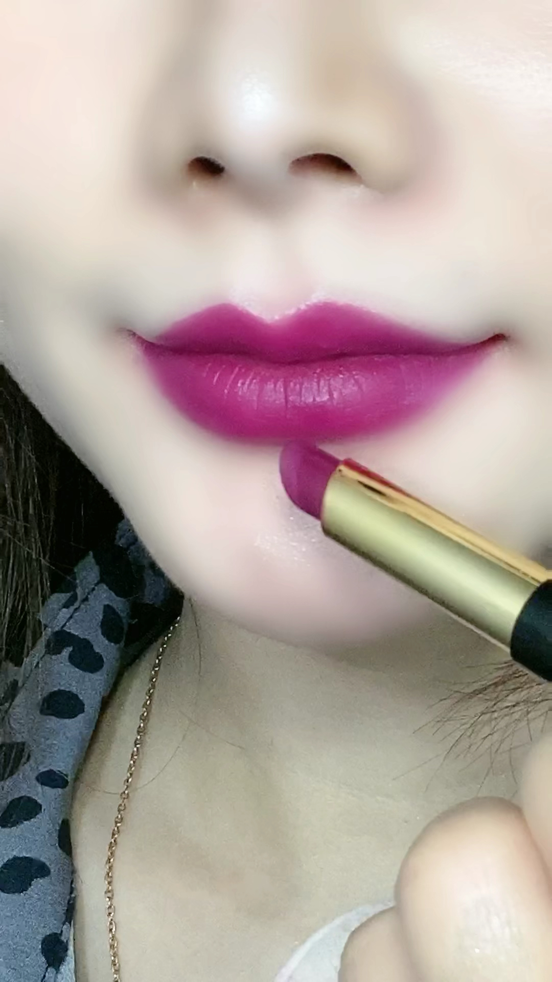 一笔两用口红唇线笔火龙果色