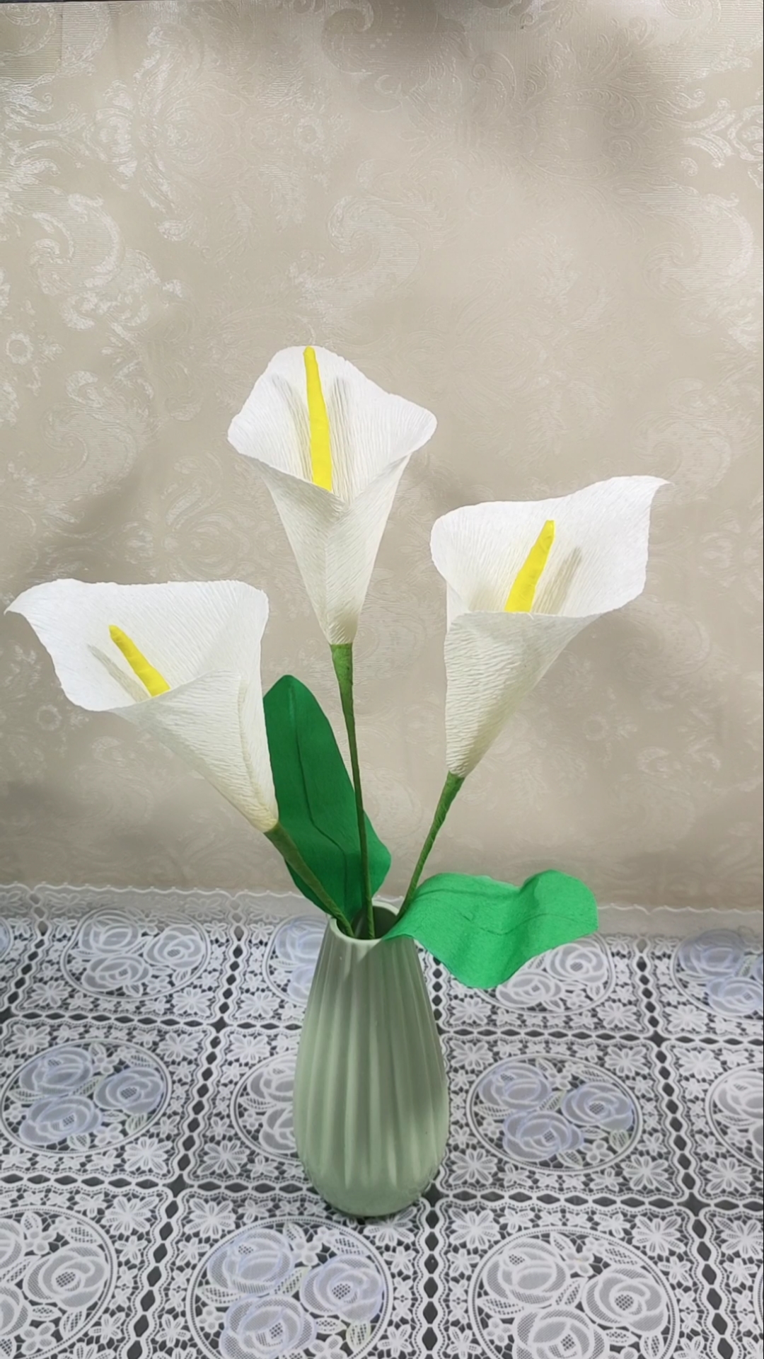 创意手工制作,皱纹纸做的马蹄莲花你们喜欢吗?